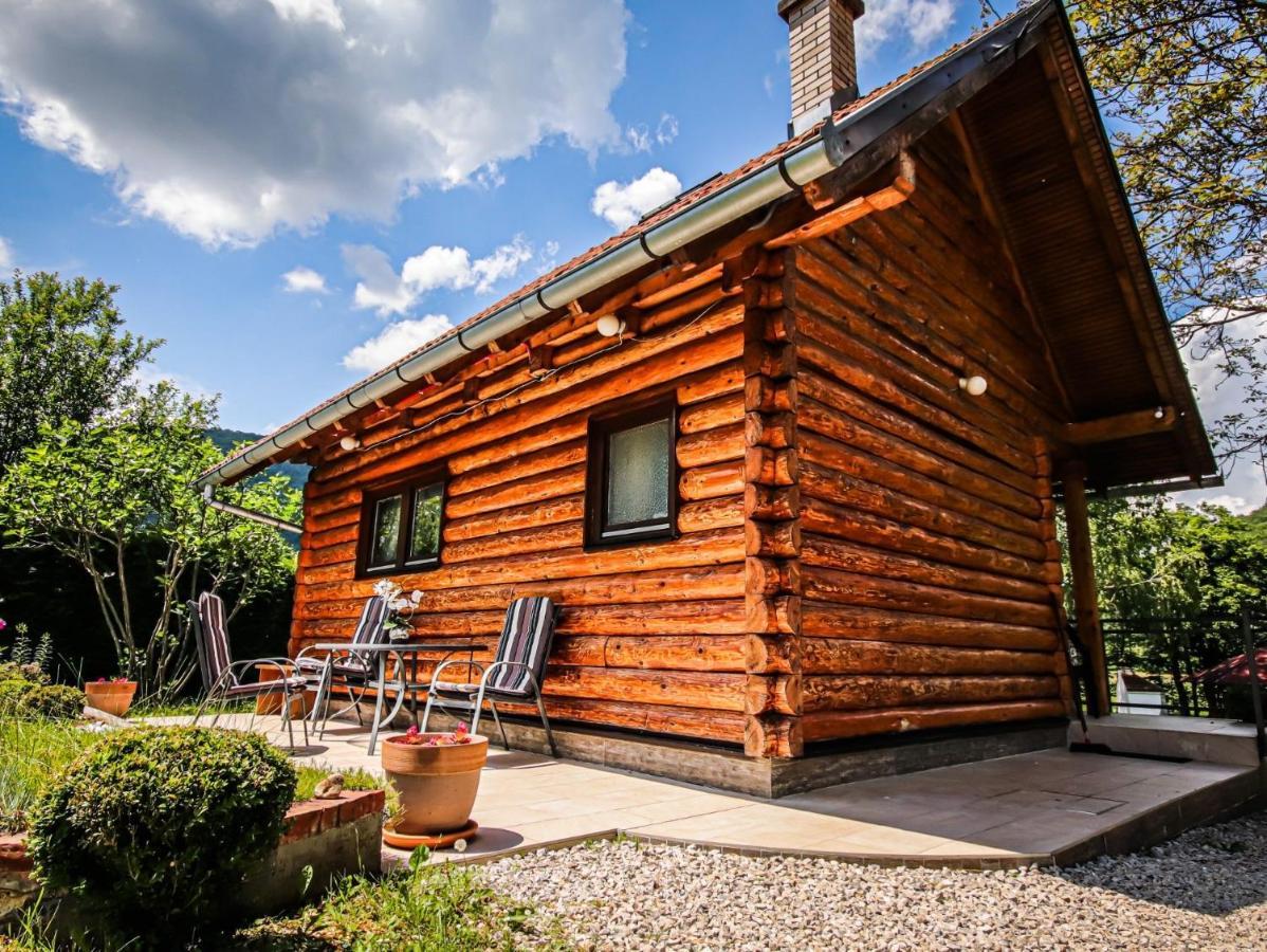 Home Eden Dobrenica Bihać Esterno foto